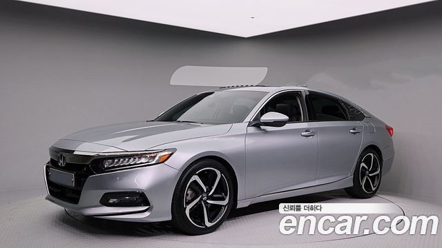 Honda Accord 10-го поколения 2.0 Turbo Sport - фото 0