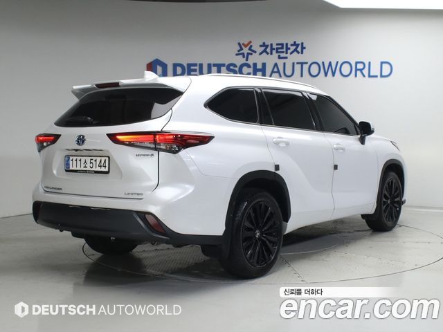 Toyota Highlander 4-го поколения 2.5 4WD Limited - фото 1