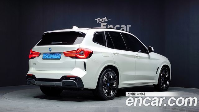 BMW iX3 M Sports - фото 1