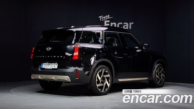 Mini Countryman S 3-го поколения ALL4 Favoured - фото 1