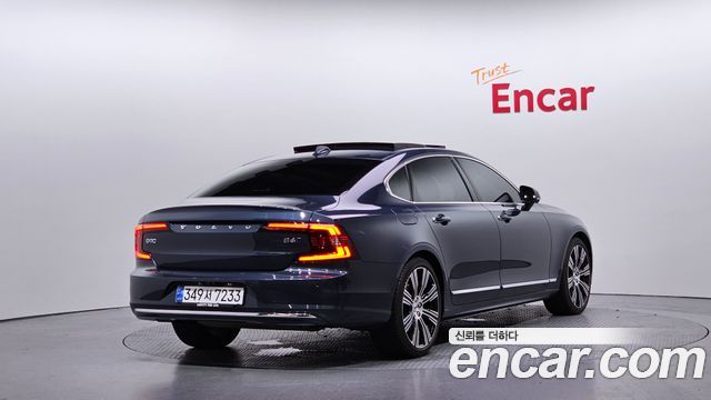 Volvo S90 B6 AWD Ultimate Bright - фото 1