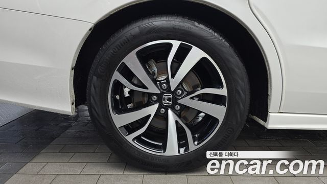 Honda Odyssey 3.5 5th - фото 4