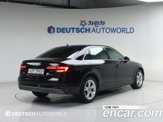 Audi A4 B9 30 TDI Premium - фото 1