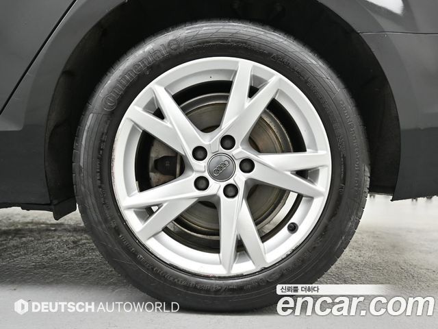 Audi A4 B9 30 TDI Premium - фото 4