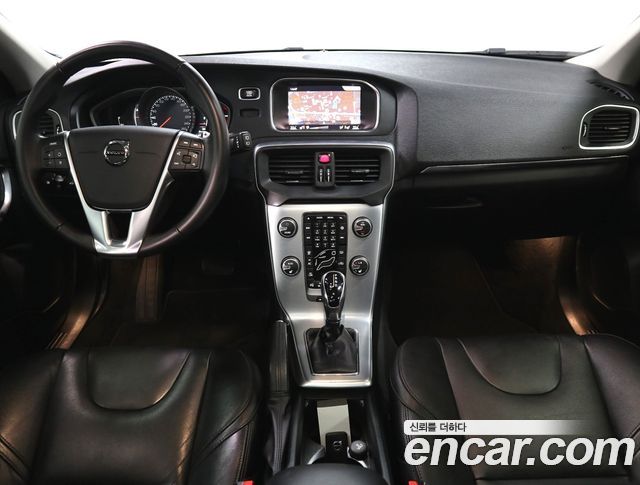 Volvo V40 D3 2nd - фото 4