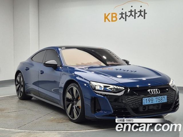 Audi e-Tron GT GT quattro Premium - фото 3