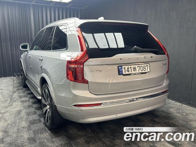 Volvo XC90 2-го поколения B6 Ultimate Bright - фото 3