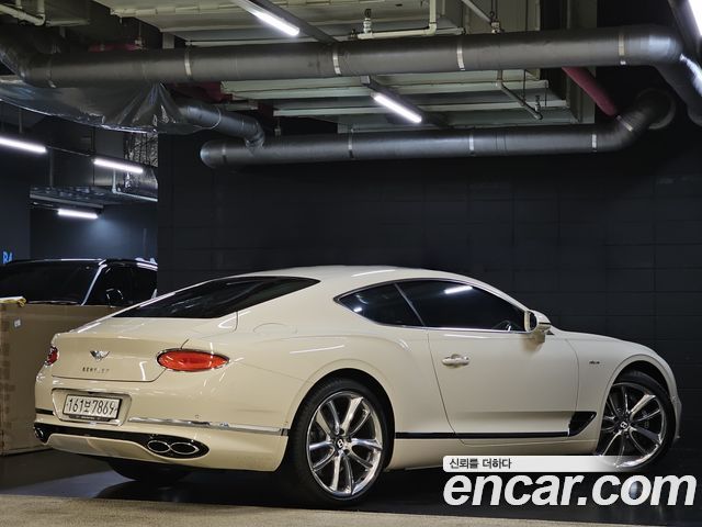 Bentley Continental GT 4.0 GT Azure - фото 4
