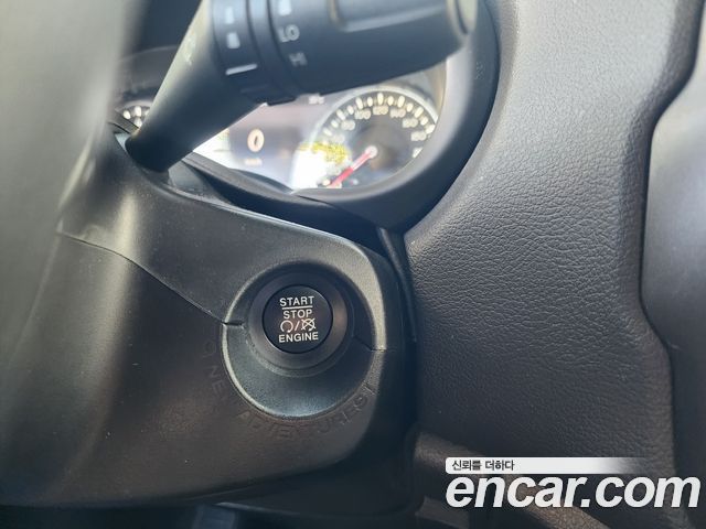 Jeep Renegade 2.4 Limited - фото 2