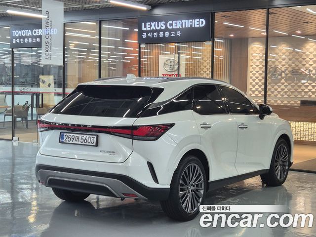 Lexus RX 350h 5-го поколения Luxury - фото 1