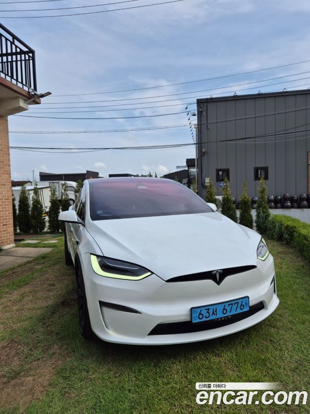 Tesla Model X AWD - фото 2