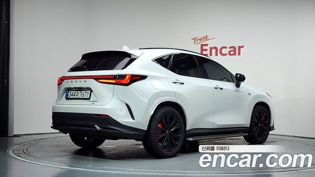 Lexus NX 450h+ 2-го поколения F-Sport - фото 1