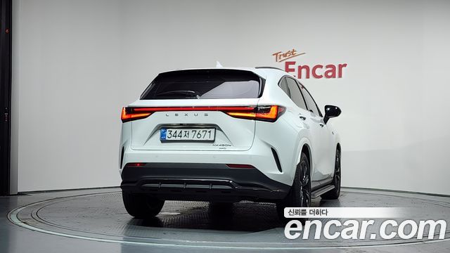 Lexus NX 450h+ 2-го поколения F-Sport - фото 3