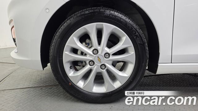 Chevrolet (GM Daewoo) Spark New Premier - фото 4