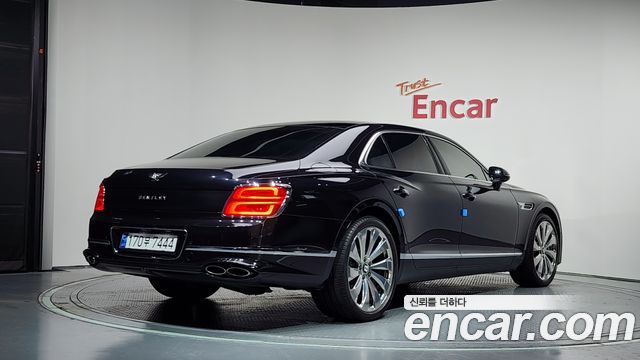 Bentley Flying Spur 3-го поколения 4.0 - фото 1