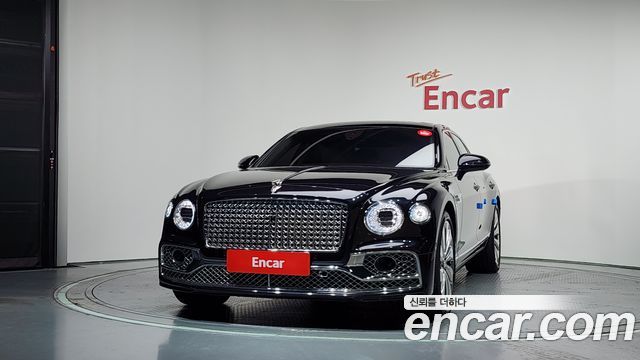 Bentley Flying Spur 3-го поколения 4.0 - фото 2