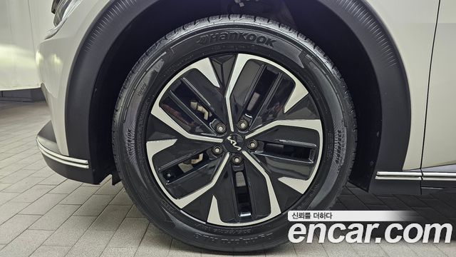 Kia EV6 Long Range Light - фото 4