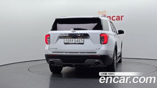 Ford Explorer 6-го поколения 2.3 LimIted 4WD - фото 3