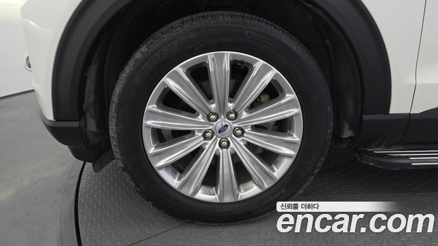 Ford Explorer 6-го поколения 2.3 LimIted 4WD - фото 4