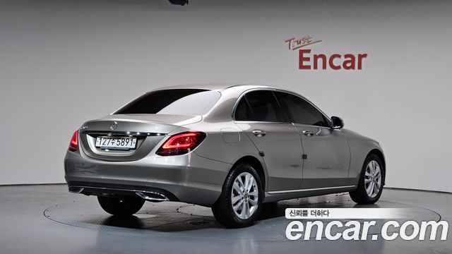 Mercedes-Benz C-Class W205 C200 Avantgarde - фото 0