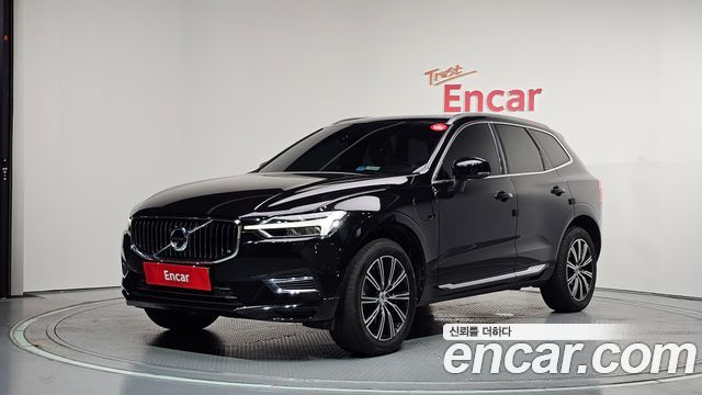 Volvo XC60 2-го поколения T8 Inscription - фото 0
