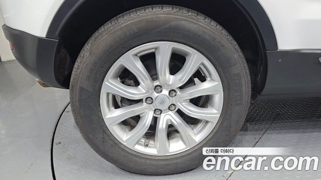 Land Rover Range Rover Evoque 2.0 TD4 SE - фото 4