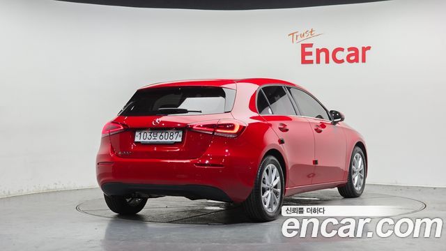 Mercedes-Benz A-Class W177 A220 Hatchback - фото 1