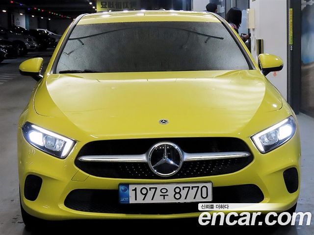 Mercedes-Benz A-Class W177 A220 Hatchback - фото 1