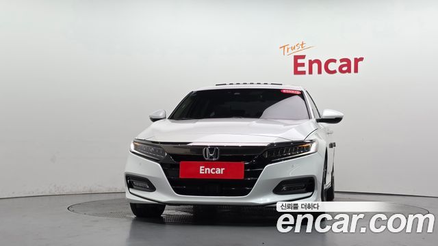Honda Accord 10-го поколения 2.0 Turbo Sport - фото 1
