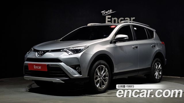 Toyota RAV4 2.5 2WD 4th - фото 0
