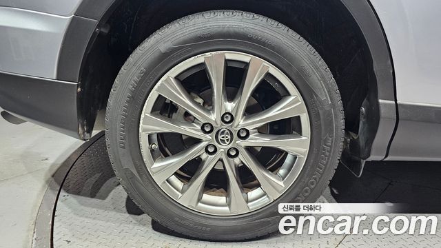 Toyota RAV4 2.5 2WD 4th - фото 4