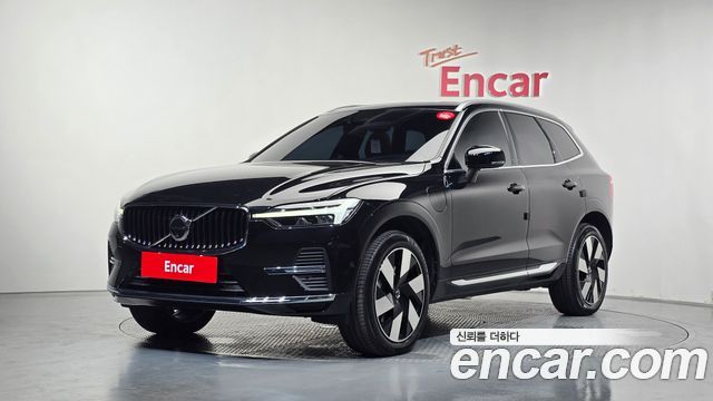 Volvo XC60 2-го поколения T8 Ultra Bright - фото 0