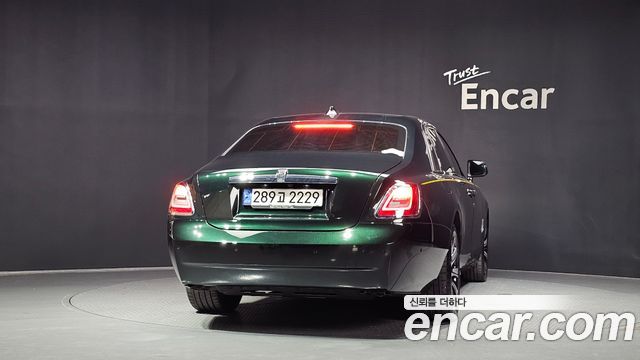 Rolls-Royce Ghost 2-го поколения 6.7 V12 - фото 3