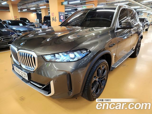 BMW X5 G05 xDrive 40i xLine - фото 1