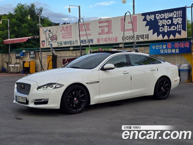 Jaguar XJ 3.0D Premium Luxury LWB X351 - фото 0