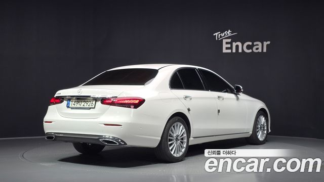 Mercedes-Benz E-Class W213 E250 Exclusive - фото 1