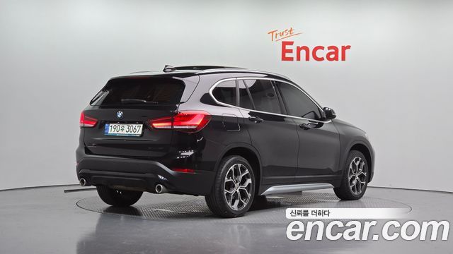 BMW X1 F48 xDrive 18d xLine - фото 1