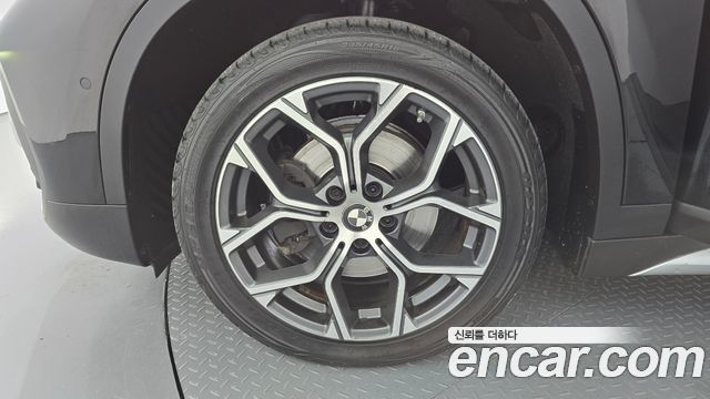 BMW X1 F48 xDrive 18d xLine - фото 4