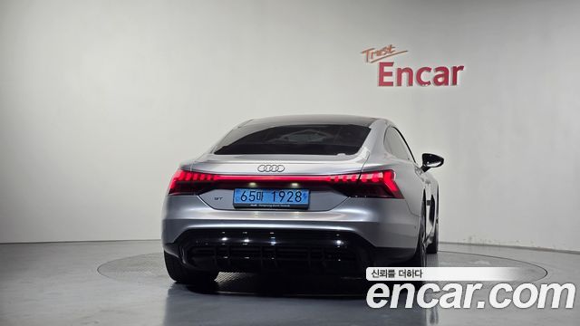 Audi e-Tron GT GT quattro Premium - фото 2