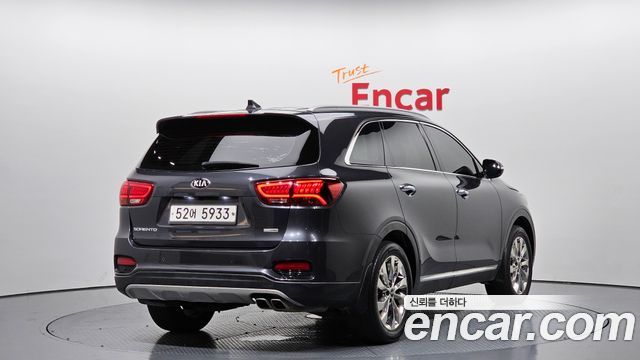 Kia Sorento New Diesel 2.0 2WD Noblesse - фото 1