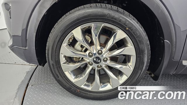 Kia Sorento New Diesel 2.0 2WD Noblesse - фото 4