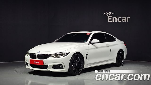 BMW 4 Series F32 430i M Sport Coupe - фото 0