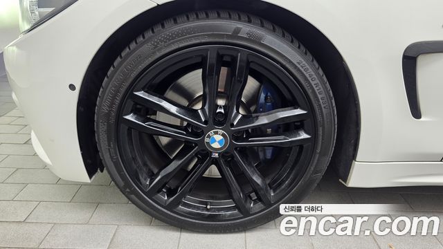 BMW 4 Series F32 430i M Sport Coupe - фото 4