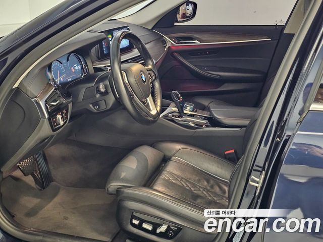 BMW 5 Series G30 520d Luxury Plus - фото 4