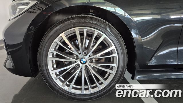 BMW 3 Series G20 320i Luxury - фото 4