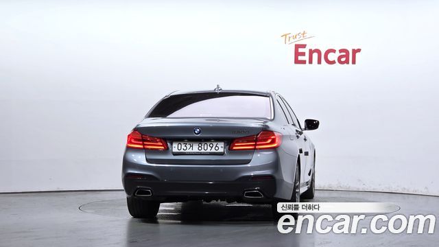 BMW 5 Series G30 520d M Sport Package Plus - фото 3