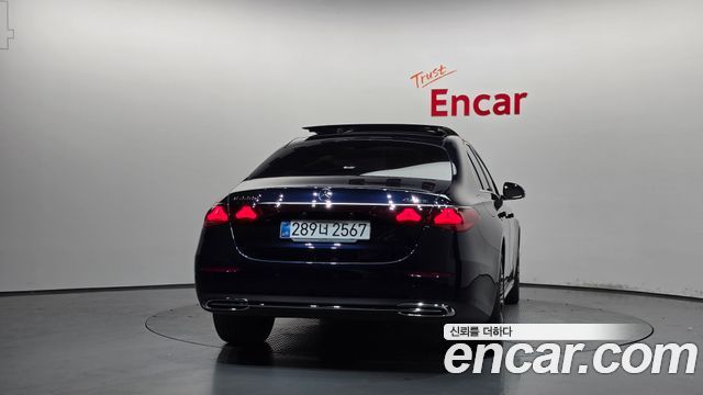 Mercedes-Benz E-Class W214 E220d 4MATIC Exclusive - фото 3
