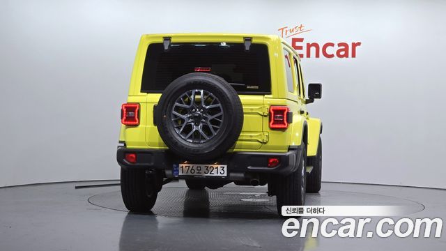 Jeep Wrangler JL 2.0 Sahara 4Door - фото 2