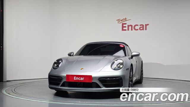 Porsche 911 Targa 4 GTS - фото 2