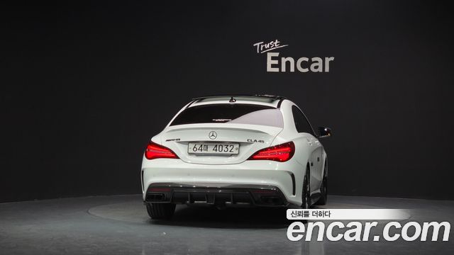 Mercedes-Benz CLA-Class C117 CLA45 AMG 4MATIC - фото 3